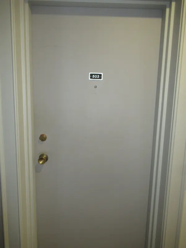 Kingston, ON K7M 7H5,17 Eldon Hall PL #503