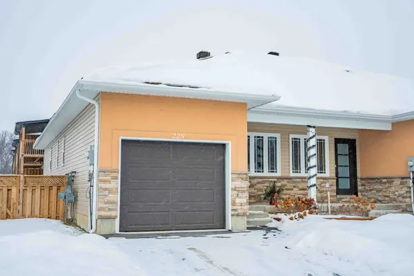 225 Third ST W,  Cornwall,  ON K6J 0B6