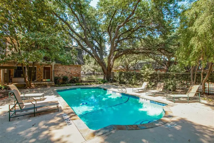 5323 Fleetwood Oaks Avenue #156, Dallas, TX 75235