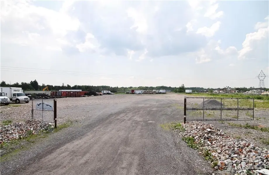 6710 BANK ST, Greely - Metcalfe - Osgoode - Vernon And Area, ON K0A 2P0