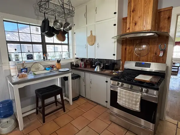 Seymour, TX 76380,707 N River Street