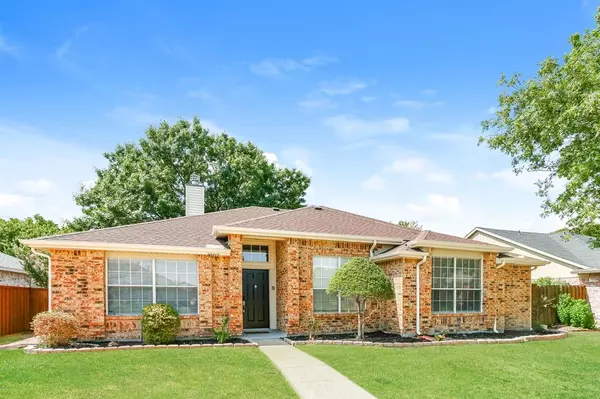 Rowlett, TX 75088,8102 Lake Bend Drive