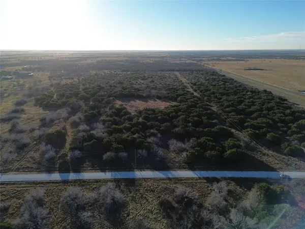 000 Private Road 198, Blum, TX 76627