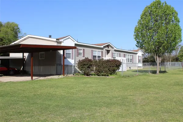 Kemp, TX 75143,19176 County Road 4043