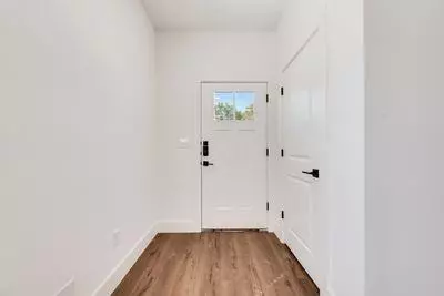 Bonham, TX 75418,202 Pine Street