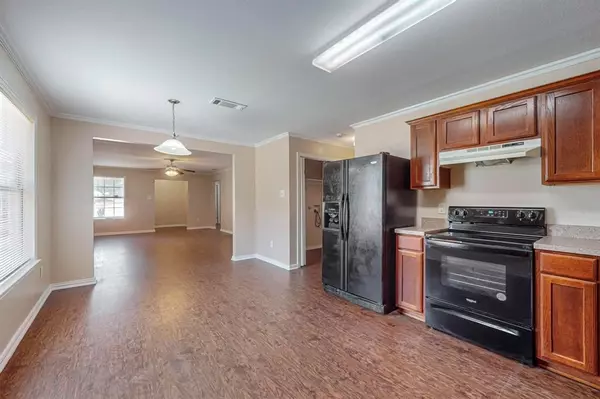 Dallas, TX 75236,4827 Mexico