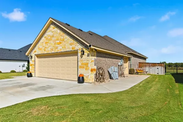 Stephenville, TX 76401,162 Crenshaw Court