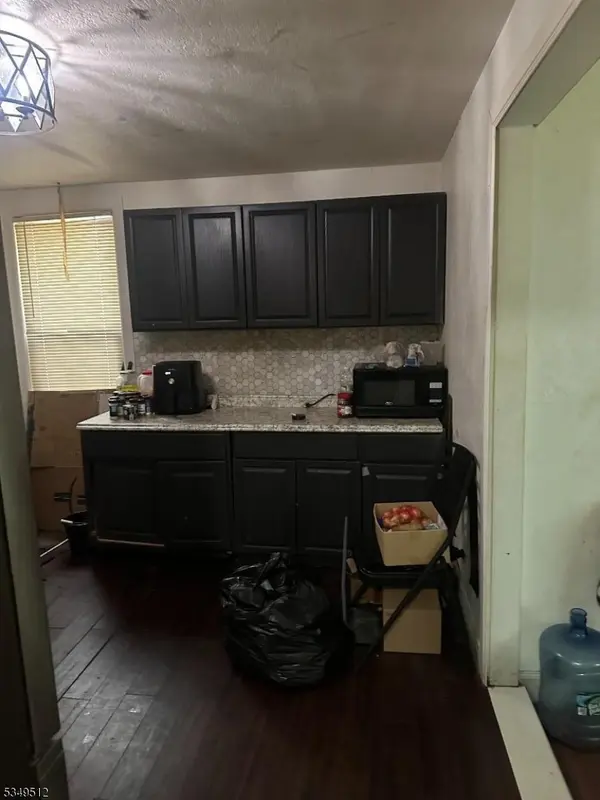 Newark City, NJ 07107,51-53 3Rd St