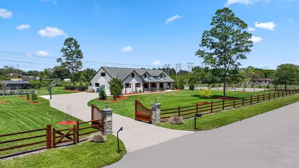 Southwest Ranches, FL 33331,17531 SW 68th Ct