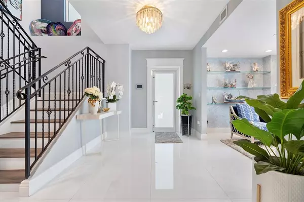 Fort Lauderdale, FL 33304,615 Bayshore Dr #106