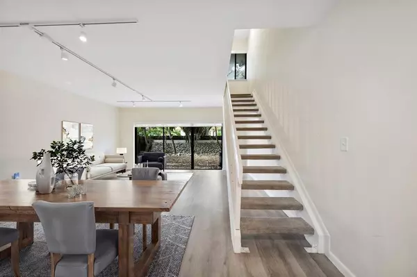 Miami, FL 33179,19986 NE 5th Ct #4D