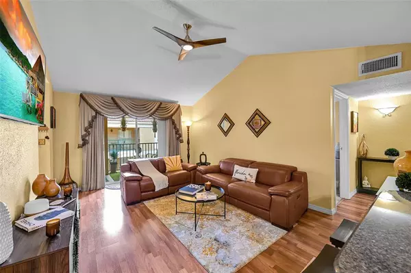 Coral Springs, FL 33071,875 Riverside Dr #732