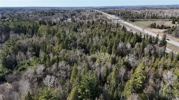 560 DAVID MANCHESTER RD, Carp - Huntley Ward, ON K0A 1L0