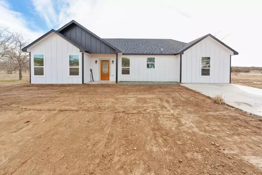 163 Cactus Canyon Drive, Bridgeport, TX 76426