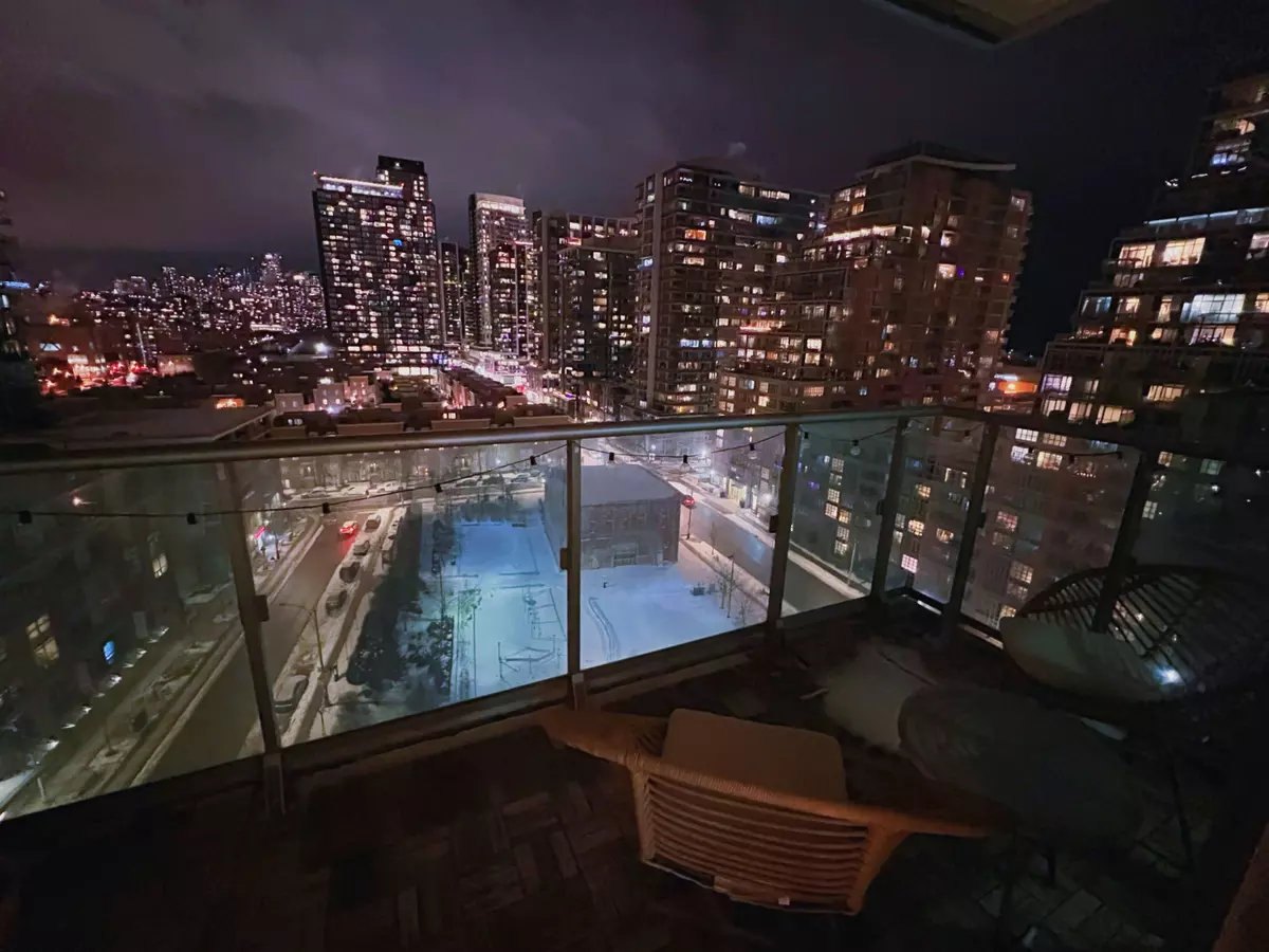 Toronto C01, ON M6K 3R7,69 Lynn Willians ST #1213