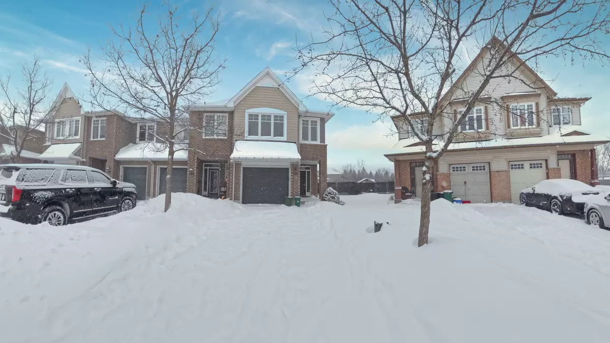 Blossom Park - Airport And Area, ON K1T 0G8,126 Flat Sedge CRES E