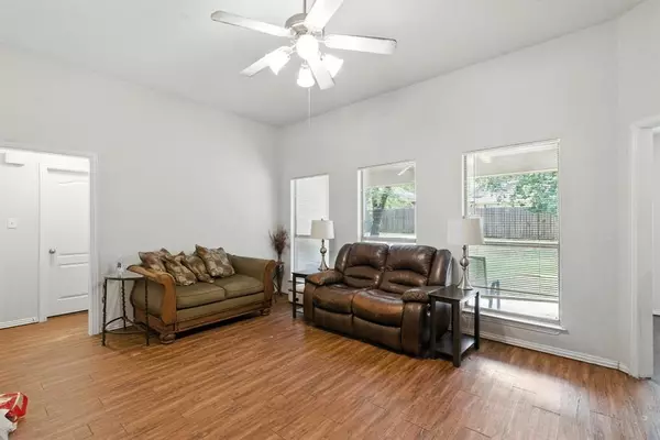 Azle, TX 76020,749 Oak Park Drive