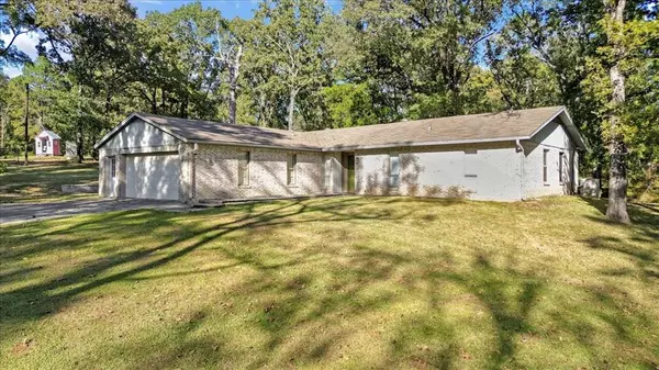 393 VZ County Road #4125, Canton, TX 75103