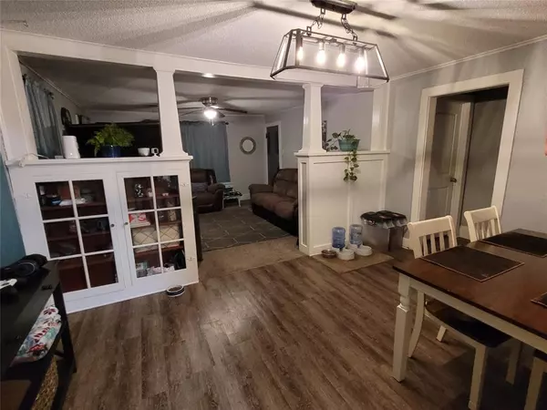 Keene, TX 76059,117 W 3rd Street #A