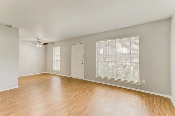 Fort Worth, TX 76110,2200 W Lowden Street #28