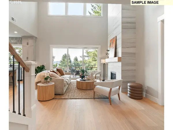 West Linn, OR 97068,6123 Skyline DR