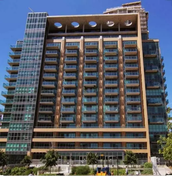 Toronto C01, ON M6K 3R7,69 Lynn Willians ST #1213