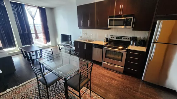 Toronto C15, ON M2K 0A3,2885 Bayview AVE #715