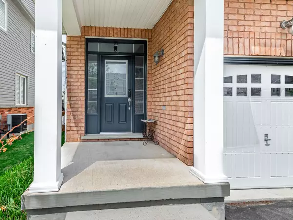 Whitby, ON L1N 0H4,93 James Govan DR