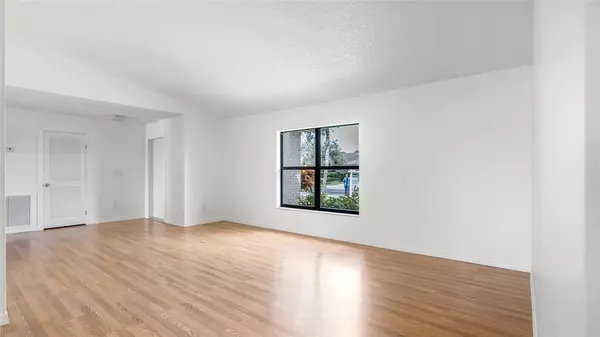 Davie, FL 33331,15600 Huntridge Rd