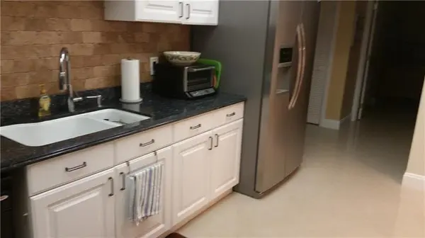 Pompano Beach, FL 33069,625 Oaks Dr. #704