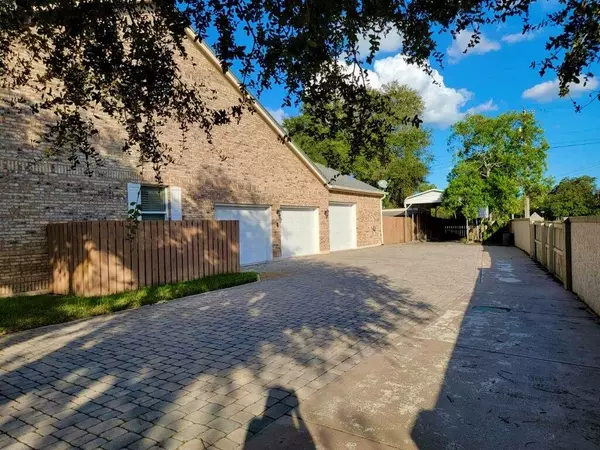 Fort Pierce, FL 34981,3110 Lost Tree Blvd