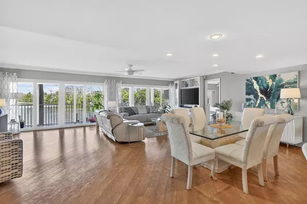 Deerfield Beach, FL 33441,1537 E Hillsboro Blvd #241