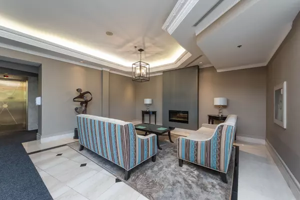 Brampton, ON L6V 4M6,1 Belvedere CT #1007