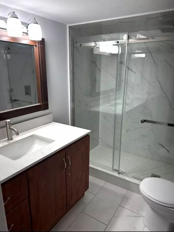 Mississauga, ON L4Z 1J7,4142 Dursley CRES #Lower