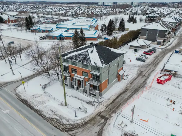 Barrhaven, ON K2J 4S3,2736 Cedarview RD