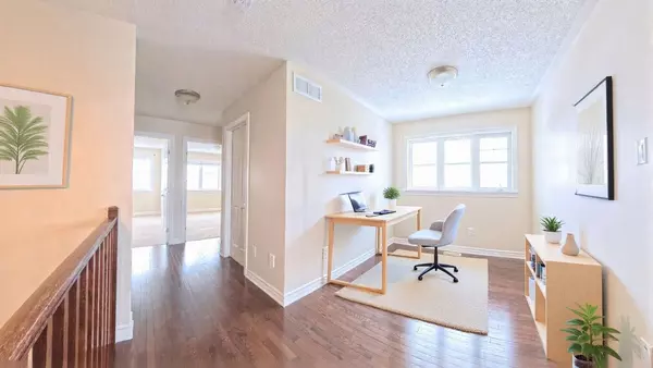 Blossom Park - Airport And Area, ON K1T 0G8,126 Flat Sedge CRES E