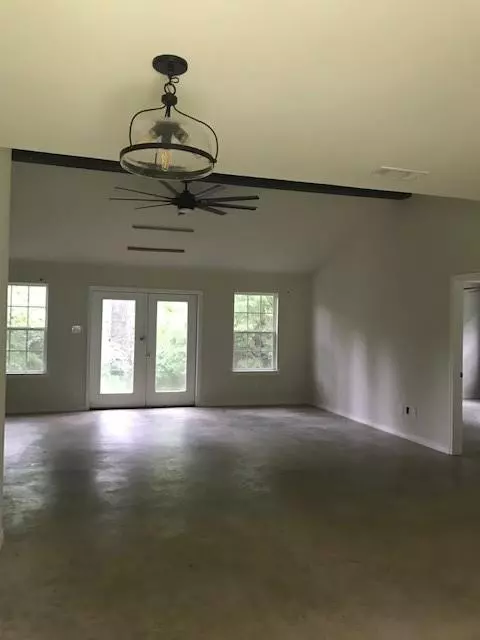 Gun Barrel City, TX 75156,130 Lisa Layne Street