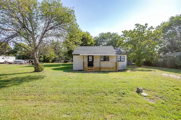 Bynum, TX 76631,707 Harrel Avenue