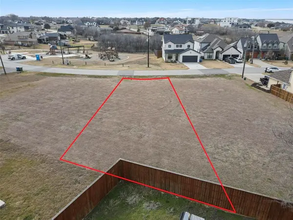 The Colony, TX 75056,7614 W Shore Drive