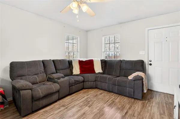 Bonham, TX 75418,1001 S 4th Street