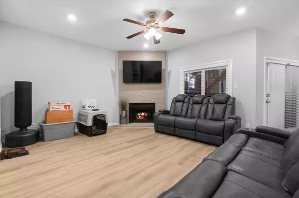 Arlington, TX 76011,1106 Quail Valley Lane #120