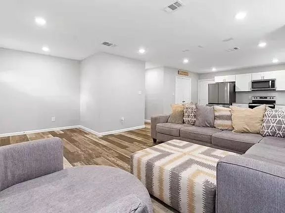 Dallas, TX 75216,2819 Alabama Avenue