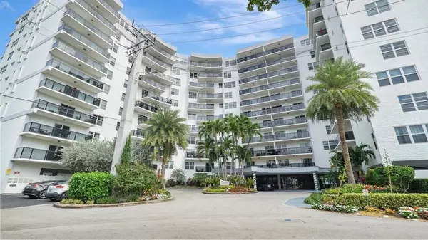 5100 Dupont Blvd #5M, Fort Lauderdale, FL 33308