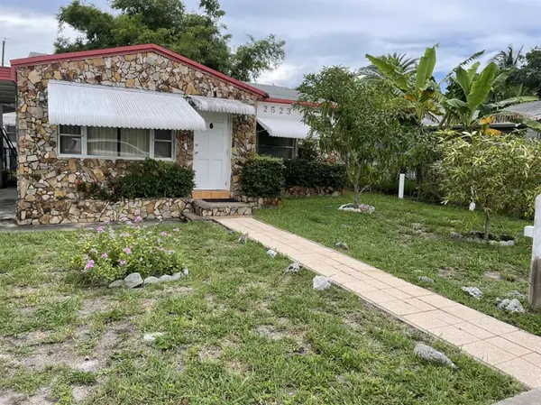 2523 Scott St #B, Hollywood, FL 33020