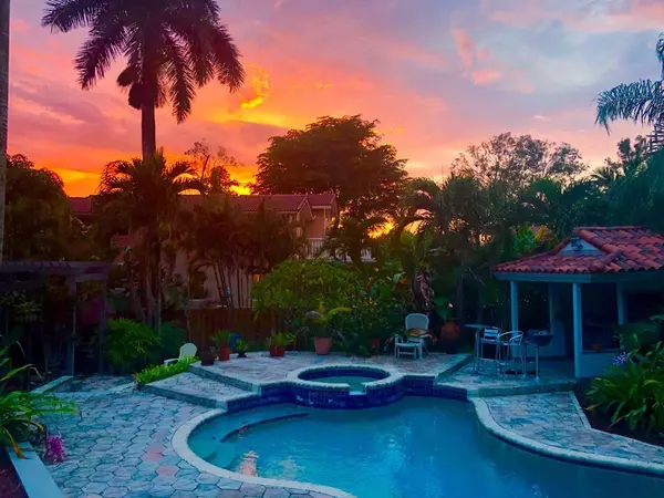 11081 SW 30th Ct, Davie, FL 33328