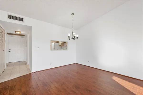 Margate, FL 33063,3051 Holiday Springs Blvd #204