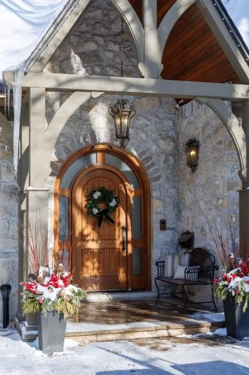 Toronto W08, ON M9A 1V1,36 Sir Williams LN