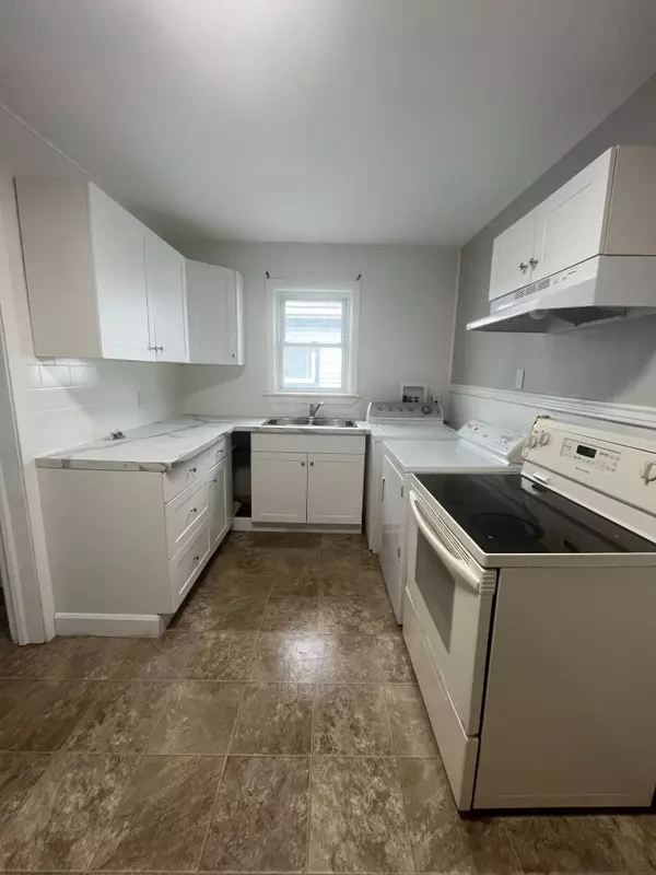 Cornwall, ON K6H 2A7,907 Second ST E