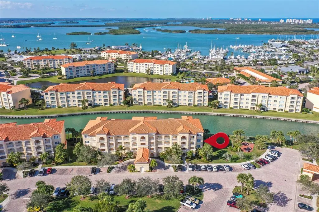 Hutchinson Island, FL 34949,19 Harbour Isle Dr W #306