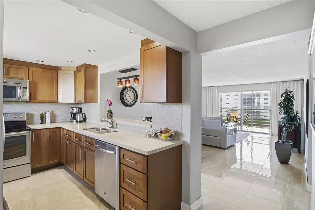 Dania Beach, FL 33004,311 SE 3rd St #410